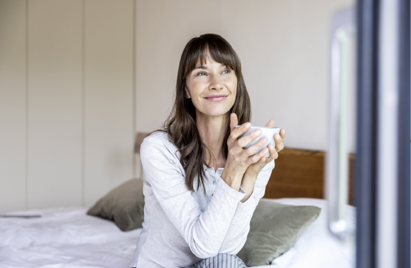 خبر سار للنساء.. مشروب صباحي قد يحمل سر الشيخوخة الصحية