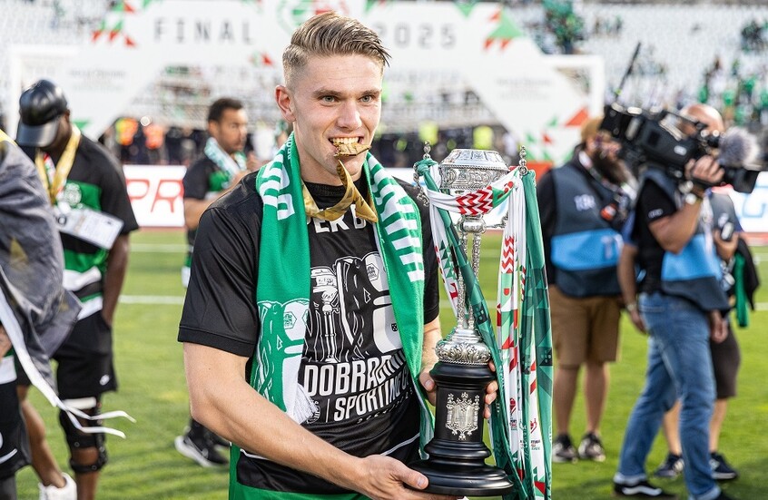 "رونالدو الجديد" يحدد وجهته المحتملة (فيديو)