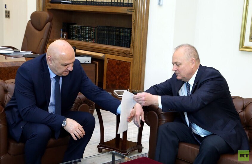 الرئيس اللبناني يتسلم رسالة خطية من بوتين