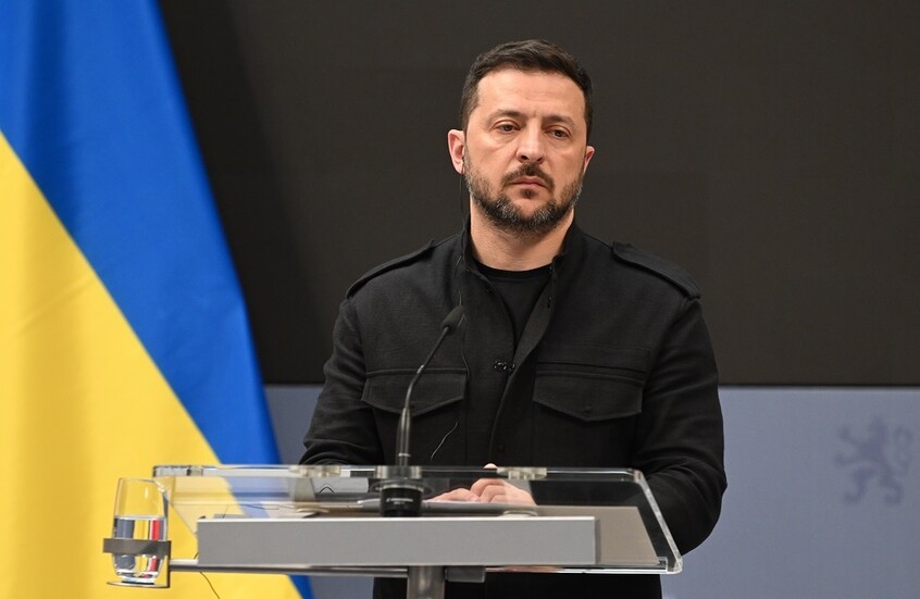 "بلومبرغ": لم تتم دعوة زيلينسكي إلى قمة "الناتو" تفاديا لغضب ترامب