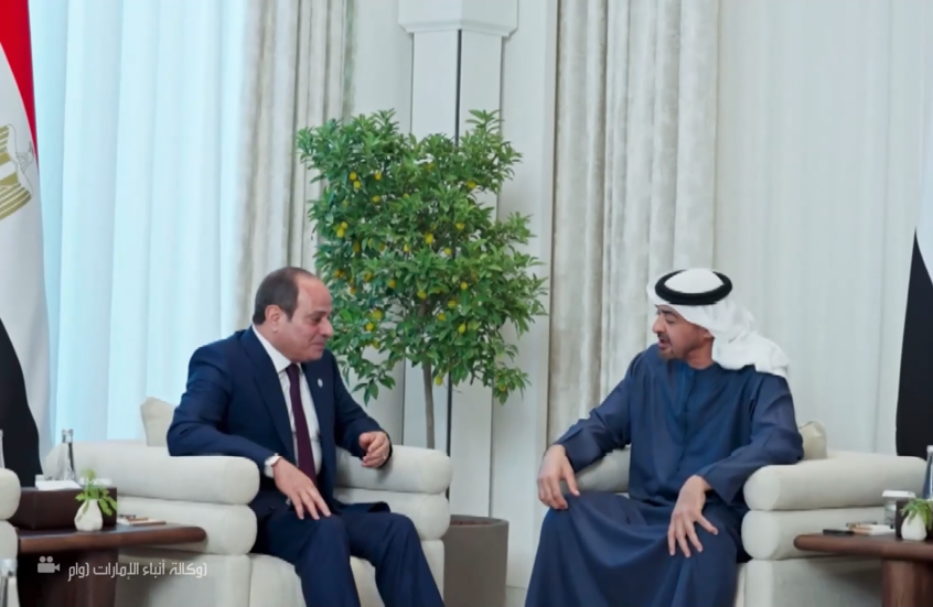 محمد بن زايد يستقبل السيسي في قصر الشاطئ بالعاصمة الإماراتية