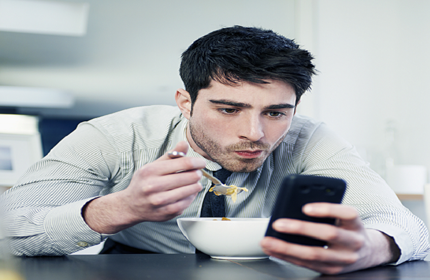 6 عادات غذائية تبطئ عملية الأيض