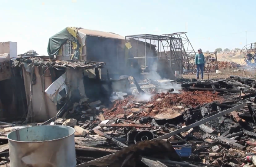 آثار هجوم مستوطنين على بلدة دير دبوان شرق رام الله