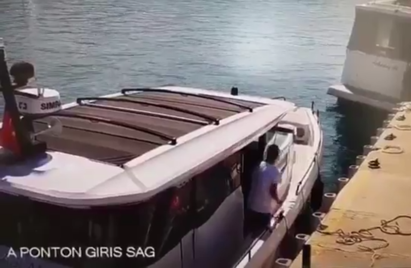 مشاهد صادمة.. يخت ينفجر فجأة فور صعود رجل على متنه