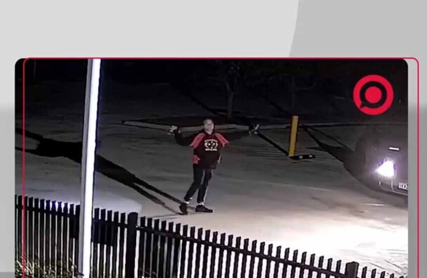 سرقة من نوع آخر!.. لص يرقص قبل تنفيذ عملية سرقة في مدرسة أسترالية