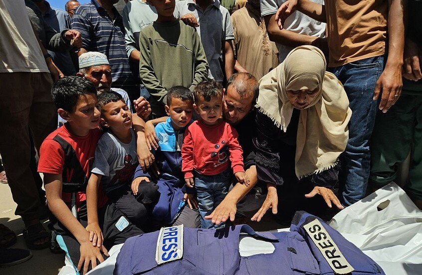 130 وسيلة إعلام ومنظمة تطالب إسرائيل بإتاحة دخول المراسلين الأجانب إلى غزة