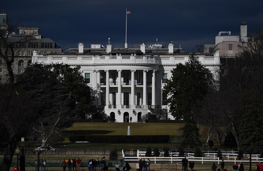 البيت الأبيض ينفي مزاعم ماسك: لا ركود في الأفق والاقتصاد أفضل بكثير