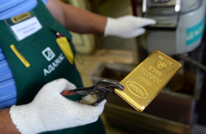 الذهب يستقر في انتظار مفاوضات واشنطن وبكين