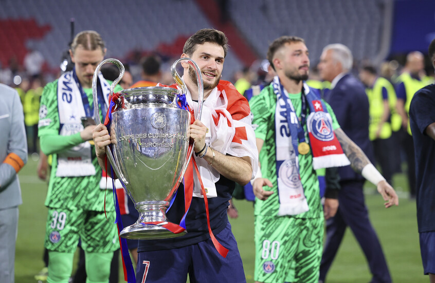 من التتويج الأوروبي إلى السرقة.. نجم سان جيرمان ضحية سطو في مدينة كان الفرنسية