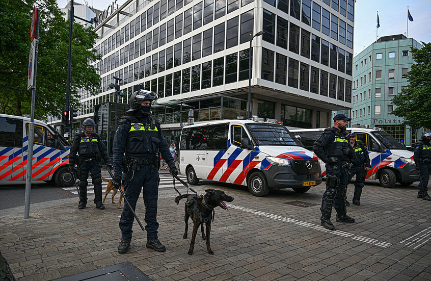 إسرائيل.. اعتقال ضابط شرطة وجندي بشبهة الاتجار بالمخدرات