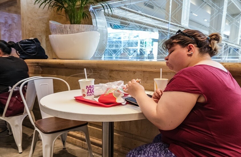 لماذا يصعب تخفيض الوزن مع التقدم في السن؟