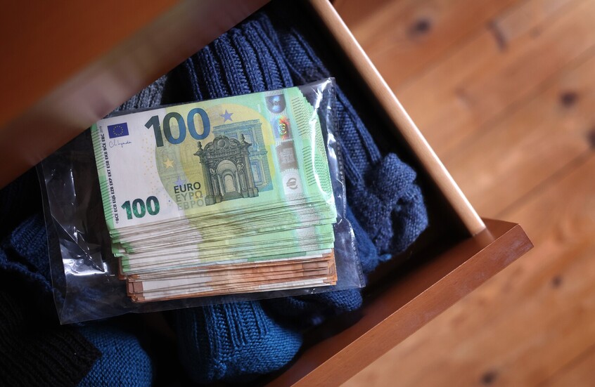 "فضيحة مالية".. بنوك أوروبية تصرف للمفصولين من مدرائها مبالغ طائلة