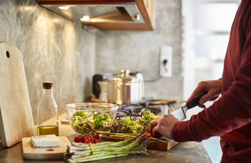 أربعة أطعمة تعزز الصحة الجنسية وأخرى قد تؤثر سلبا على الأداء الجسدي