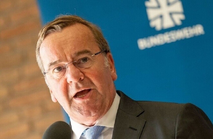 وكالة: بيستوريوس يصل إلى كييف في زيارة غير معلنة