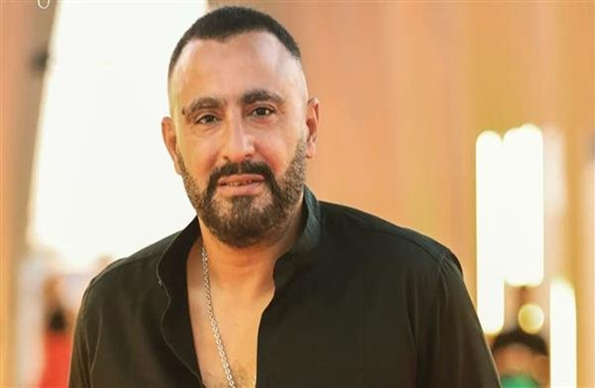 أحمد السقا يتحدث عن طلاقه وموقفه "الغريب" عند دفن سليمان عيد