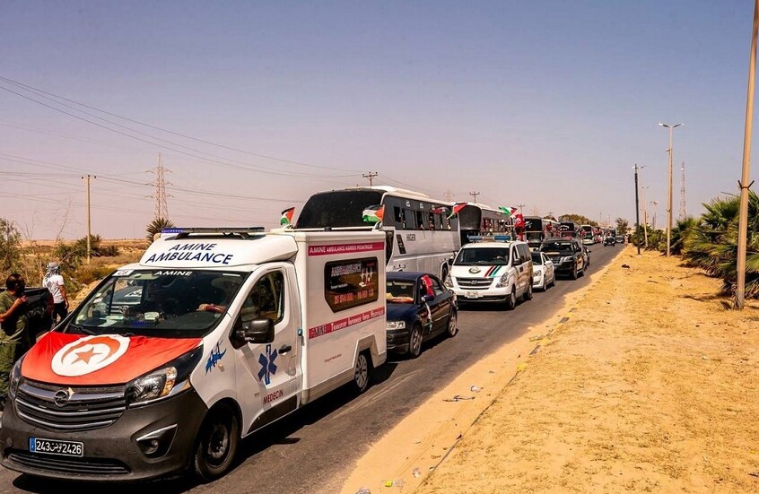 قوات الأمن والجيش بسلطات شرق ليبيا توقف قافلة الصمود عند مدخل مدينة سرت