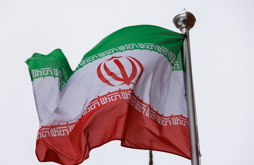 طهران: بدء الحرب مع إيران لعب بالنار وعبث بذيل الأسد