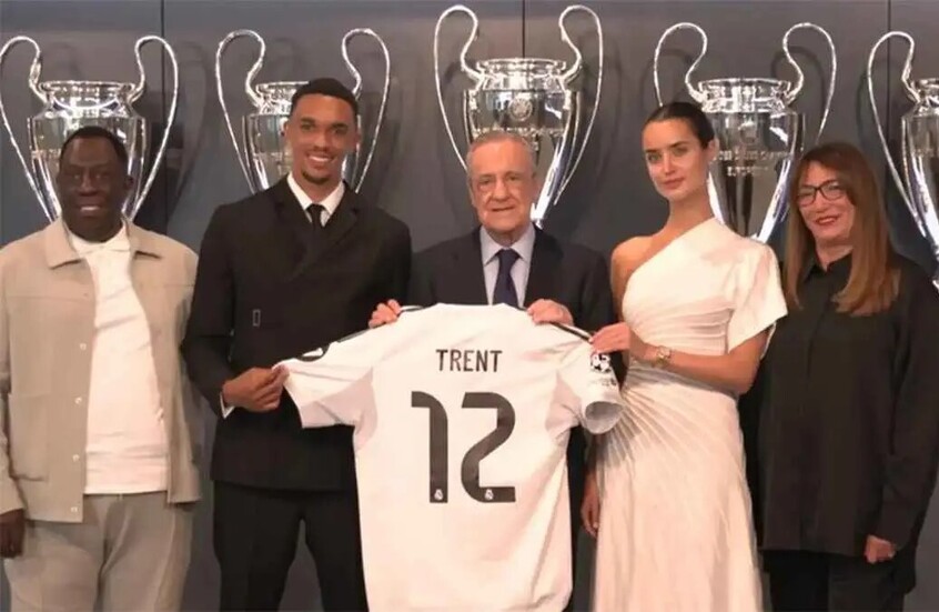 صديقة أرنولد المثيرة تظهر معه خلال حفل تقديمه بريال مدريد فمن هي؟ (صور)؟