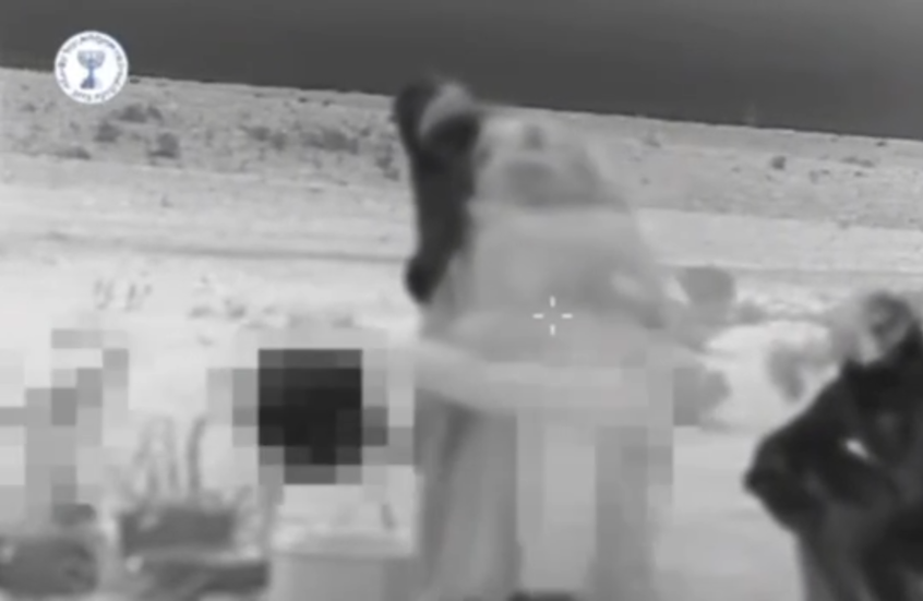 الموساد الإسرائيلي ينشر مشاهد لعملائه داخل إيران (فيديو)