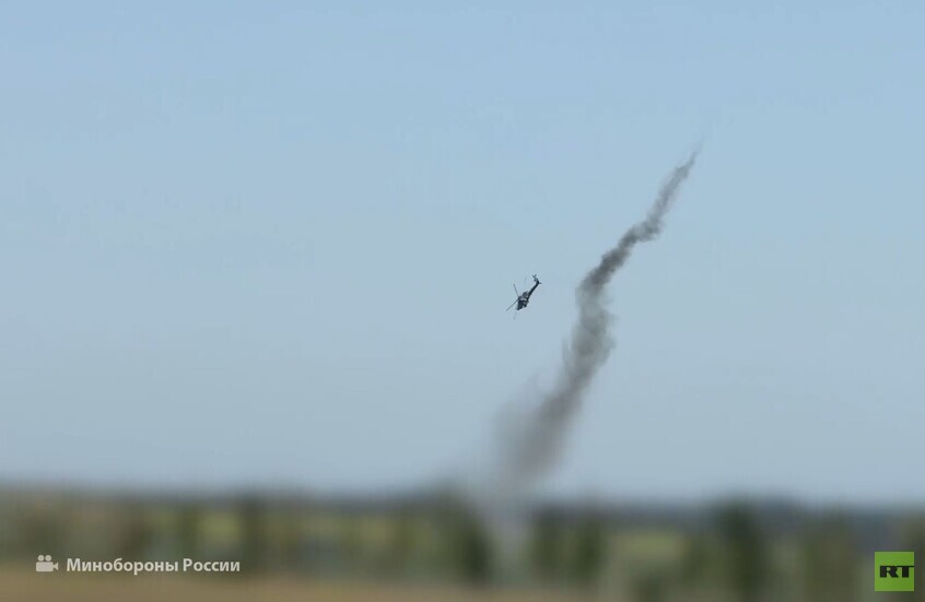 المروحيات الهجومية "مي-28" الروسية تدمر مواقع للجيش الأوكراني