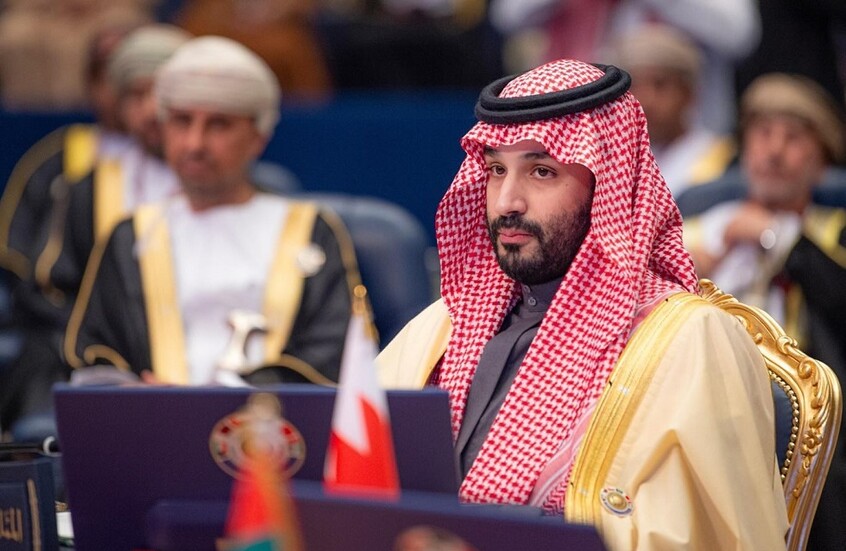 بن سلمان يؤكد لبزشكيان وقوف السعودية بثبات إلى جانب إيران