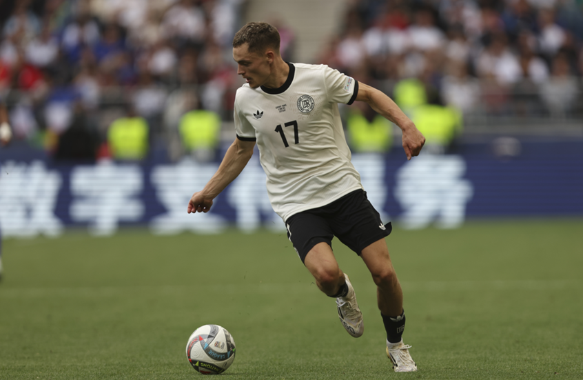 فيرتز الثالث في سلم الرواتب.. تفاصيل الاتفاق النهائي بين  ليفربول والنجم الألماني