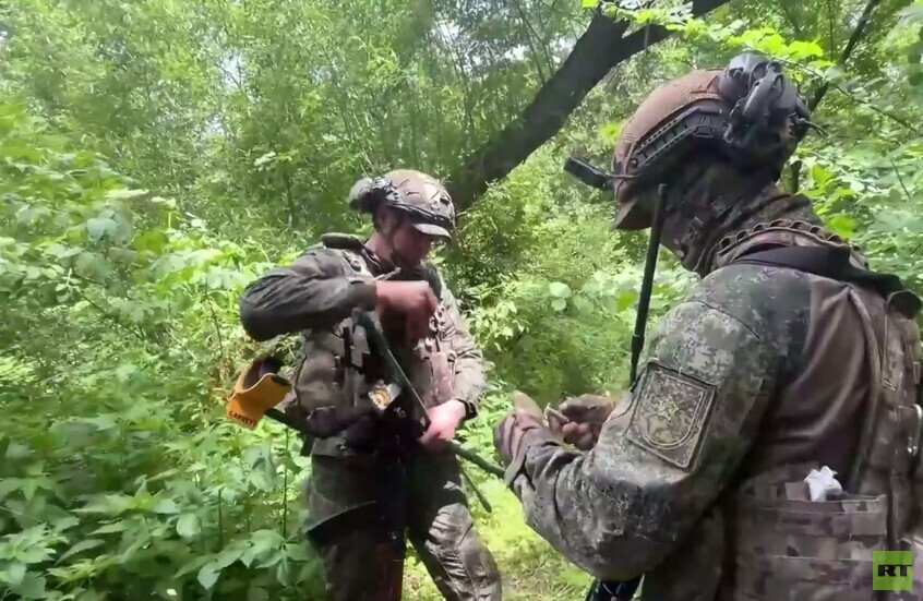 القوات الروسية تجري عمليات نزع ألغام في مقاطعة خاركوف