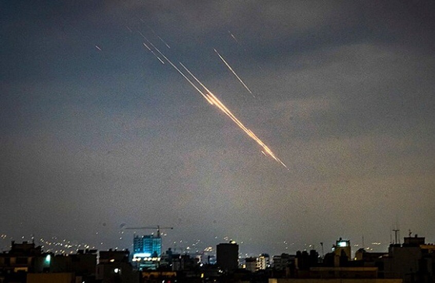 إيران تطلب إخلاء القناتين 12 و 14 الإسرائيليتين تمهيدا لقصفهما ردا على استهداف التلفزيون الإيراني