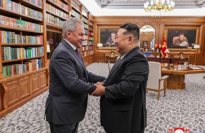 شويغو يعود إلى موسكو من بيونغ يانغ باتفاقيات حول إعمار كورسك واستئناف الرحلات الجوية