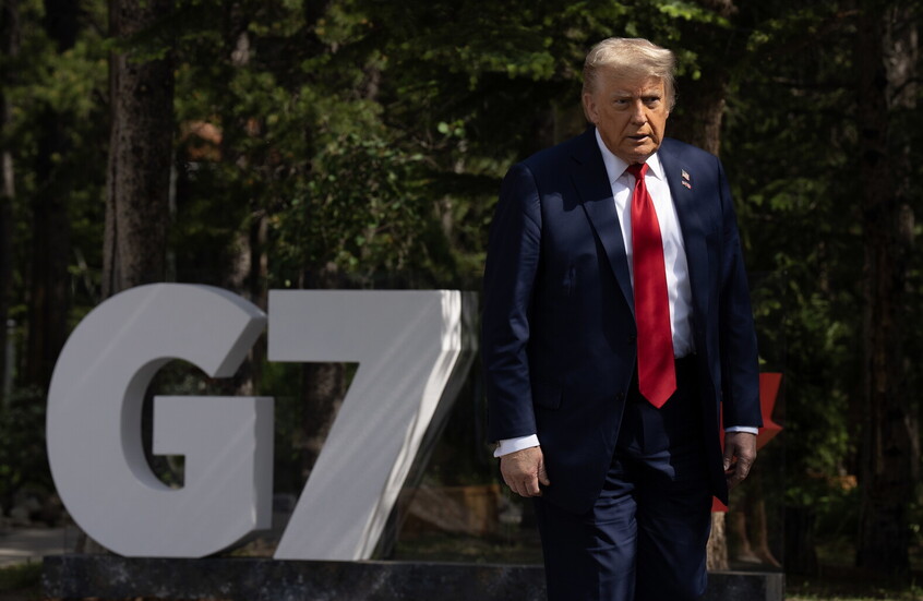 ترامب يوقع اتفاقا لخفض الرسوم الجمركية مع بريطانيا