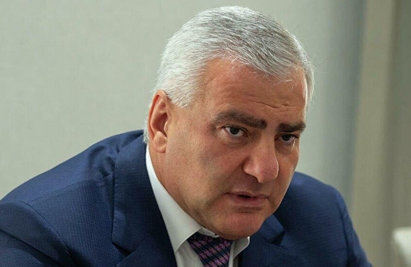 أرمينيا.. اعتقال كارابيتيان جاء على خلفية صراع رئيس الوزراء باشينيان مع الكنيسة