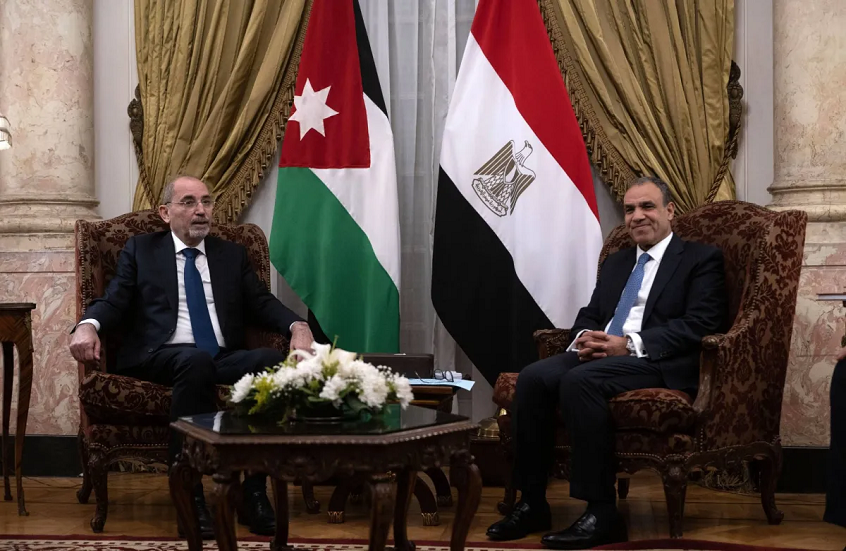 مصر والأردن تحذران من مزيد من الفوضى بالمنطقة في ظل التصعيد بين إسرائيل وإيران