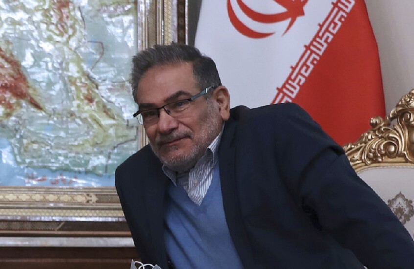 علي شمخاني مستشار خامنئي: حتى لو افترضنا تدمير المواقع النووية فإن اللعبة لم تنته.. المفاجآت مستمرة