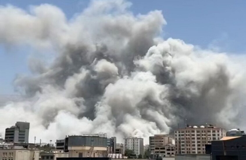 السفارة الأمريكية في البحرين تحول موظفيها إلى العمل عن بعد