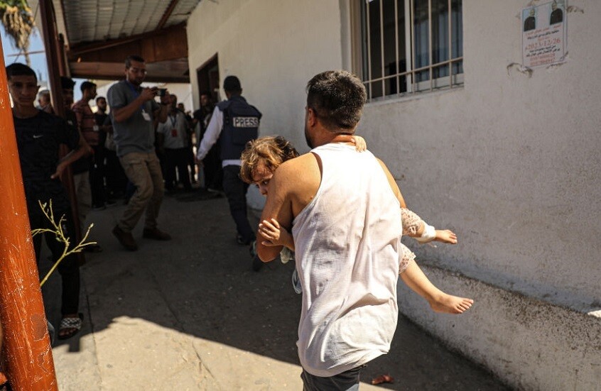 غزة.. 53 قتيلا فلسطينيا جراء الغارات الإسرائيلية بينهم 24 من منتظري المساعدات