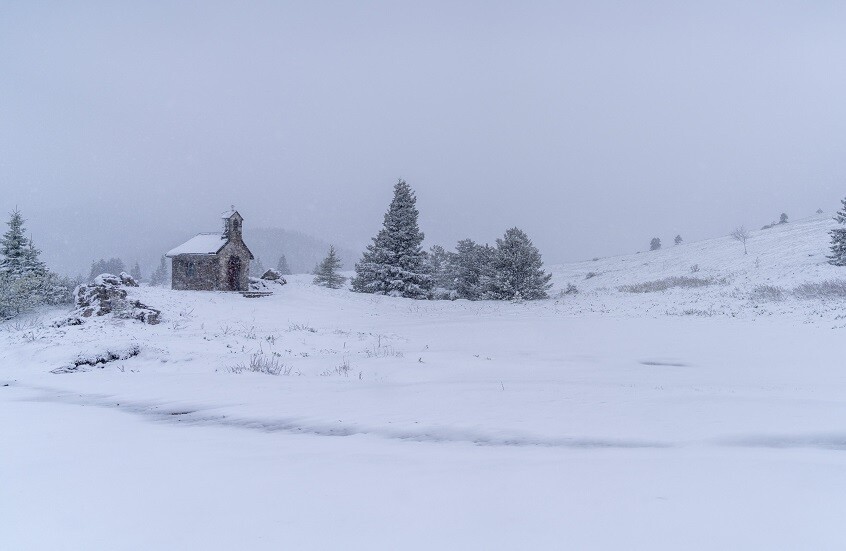 عوامل غير متوقعة تسبب برودة المناخ