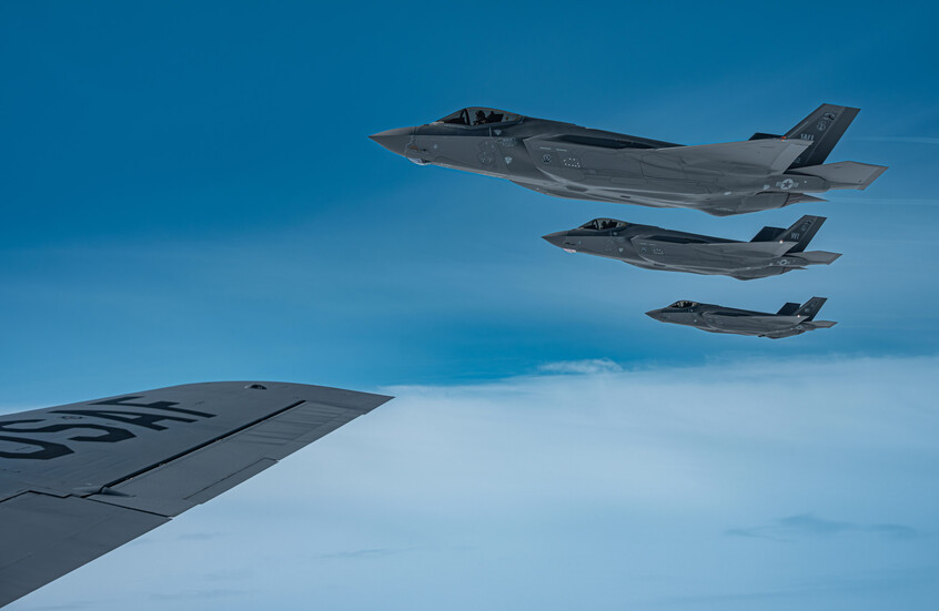 بريطانيا تعتزم شراء 12 مقاتلة أمريكية F-35A قادرة على حمل قنابل نووية تكتيكية