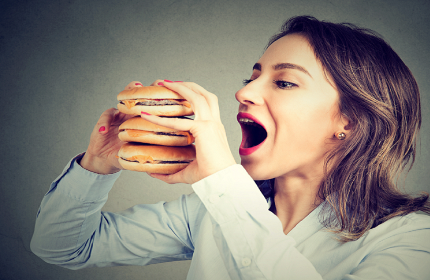 طبيب يحدد العوامل الرئيسية للسمنة