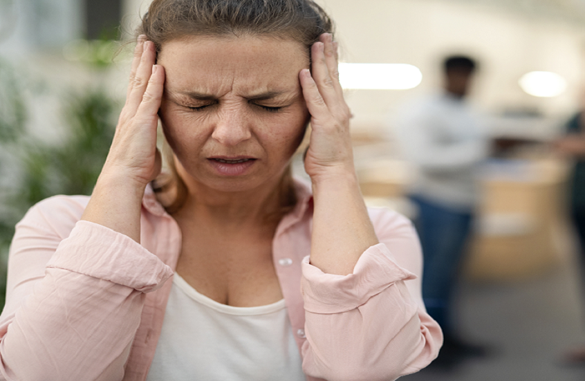 طرق بسيطة للتخلص من الصداع من دون دواء