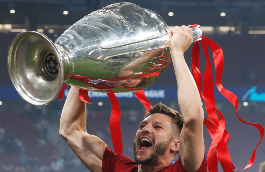 آدم لالانا يعلن اعتزاله كرة القدم