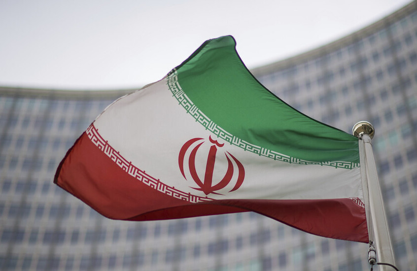 لغز في إيران يرى من الفضاء.. من نحت رمز نجمة داوود العملاقة في مسقط رأس الإمام الخميني؟ (صورة)