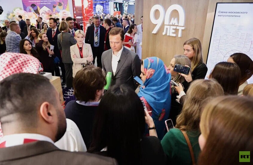 كيف توفر موسكو وسائل النقل الداخلي المريحة لـ20 مليون راكب يوميا؟..  مسؤول روسي يجيب!