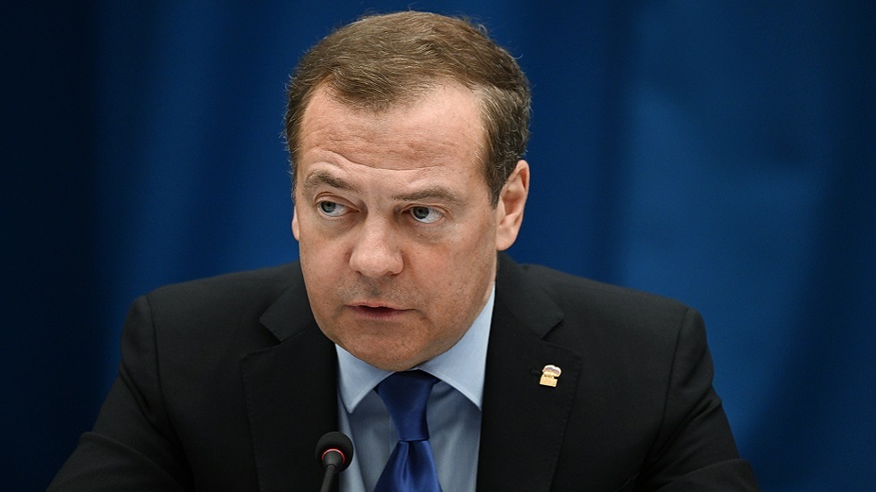 "الانتقام قادم لا محالة".. مدفيديف يكشف "جوهر" مفاوضات اسطنبول