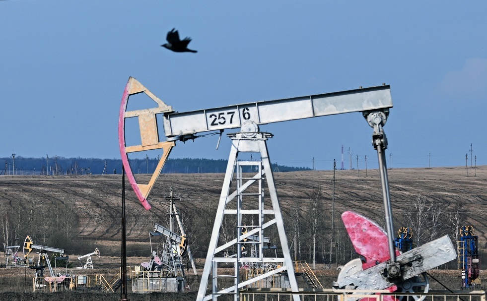 مشروع عقوبات جديدة على النفط الروسي قد تعرض الاتحاد الأوروبي لرسوم أمريكية