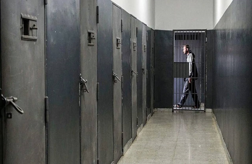 ليبيا.. جهاز الردع يفرج عن 53 محتجزا من سجن معيتيقة امتثالا لأوامر قضائية نهائية بالإفراج