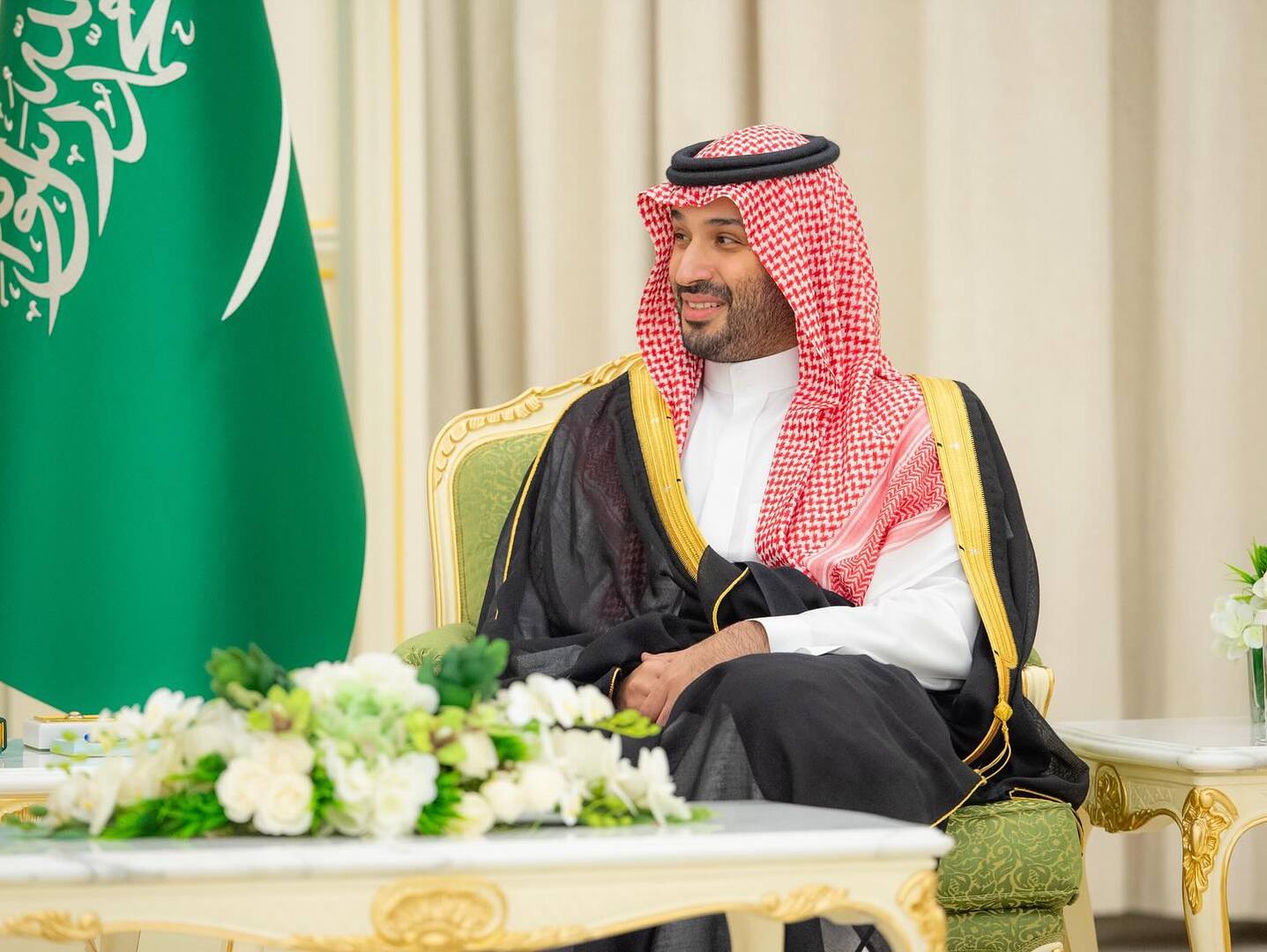 صورة الأمير محمد بن سلمان والأمير الوليد بن طلال خلال موسم الحج تثير تفاعلا واسعا صورة