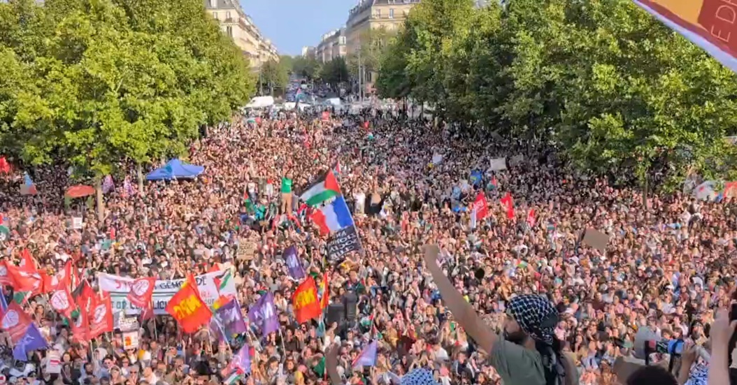شبكة الحلم : تظاهرة حاشدة في باريس دعما لسفينة 