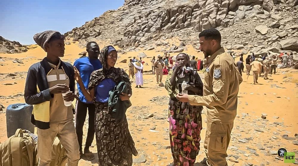كتيبة سبل السلام الليبية تنقذ 85 مهاجرا سودانيا تركوا في الصحراء دون طعام أو ماء لثمانية أيام ـ صور
