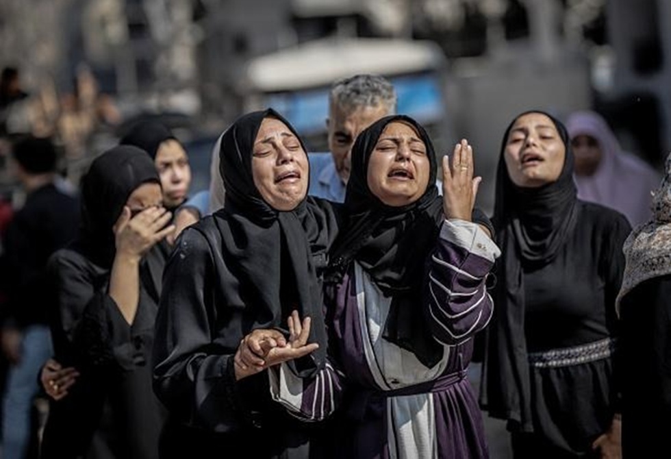 شبكة الحلم : صحة غزة: 84 شهيدا بنيران جيش الاحتلال منذ فجر اليوم