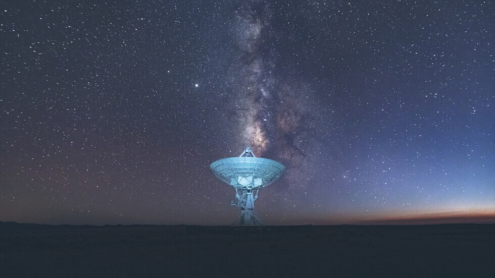 إشارة غامضة من الفضاء قمر صناعي ميت يعود للحياة بعد 60 عاما